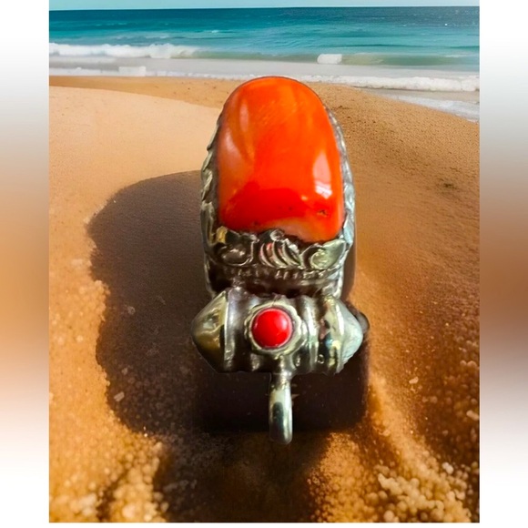 Stunning & Hand Carved Auspicious Floral Pattern Tibetan Coral Pendant 13.34gram - Picture 5 of 8